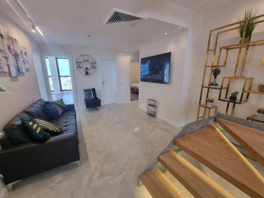 Jtower Royal Suites - The Penthouse - Alefimmoed Jerusalem Exterior photo