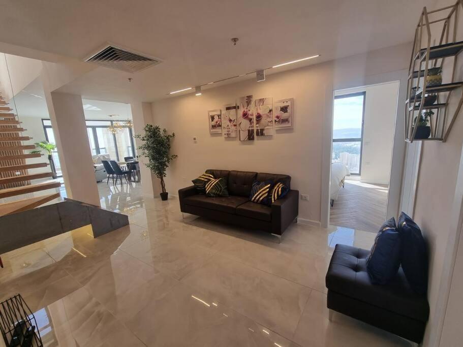 Jtower Royal Suites - The Penthouse - Alefimmoed Jerusalem Exterior photo